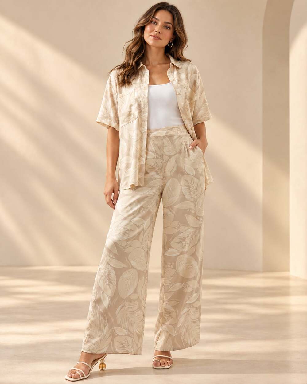 Sugarlips Gardenia Floral Satin Matching Set Top and Bottom Size: Small NWT